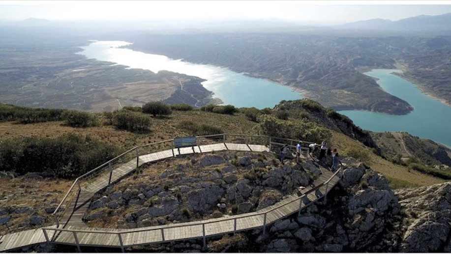 Mirador-del-Cerro-Jabalcón