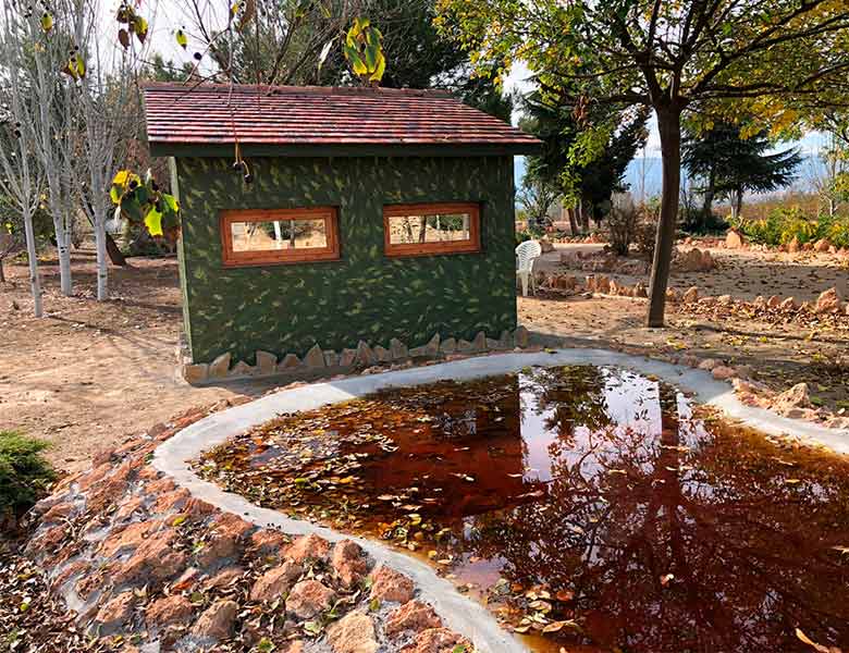 Hide para observación de aves en Cuevas La Granja